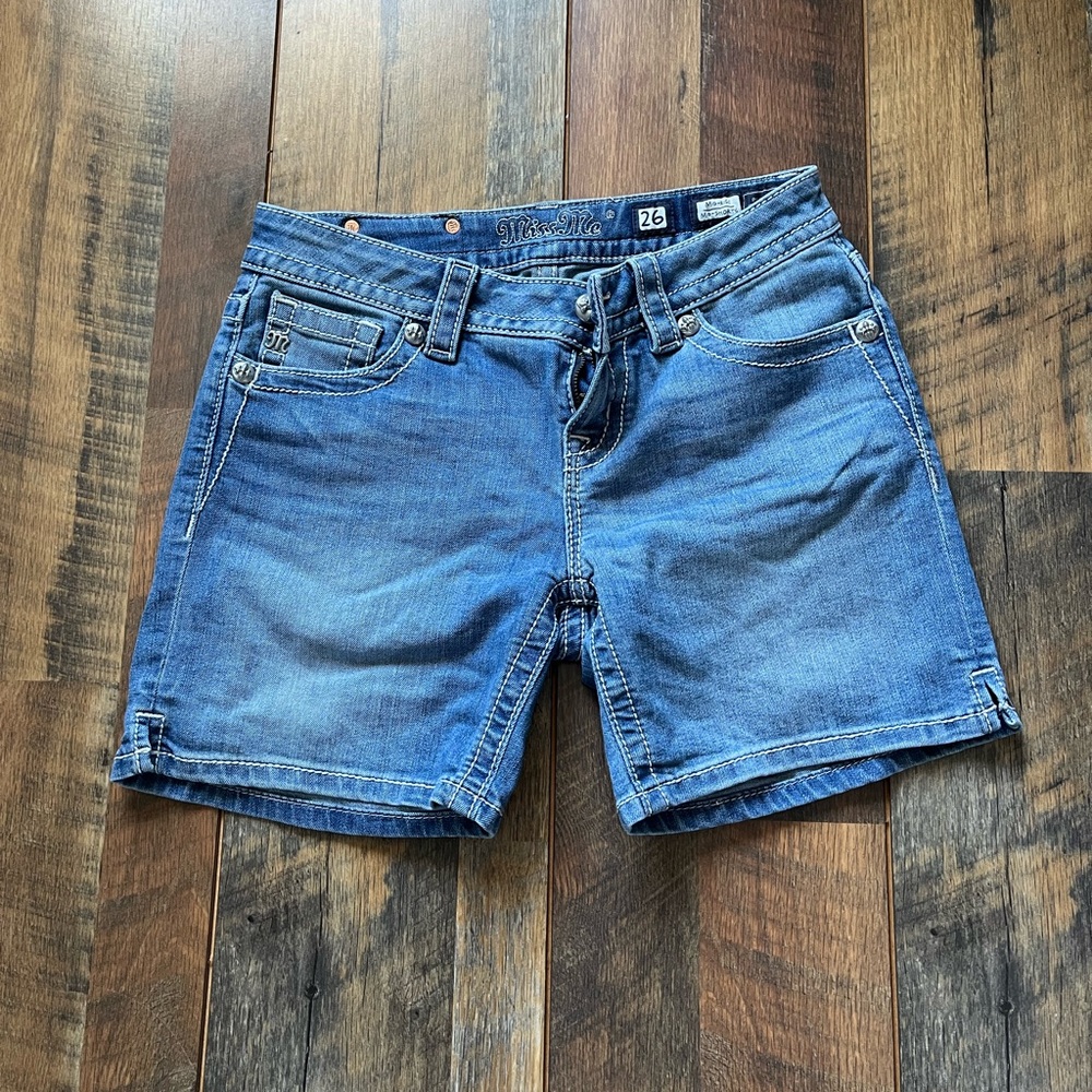 Miss Me Mid-Rise Denim Shorts - Picture 2 of 8